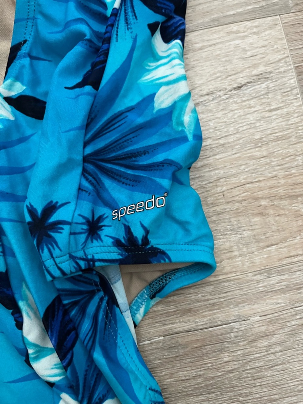 NWT Speedo Women's Ultraback One Piece Bathing Suit Blue Tropical Print Size 10 - Picture 4 of 6